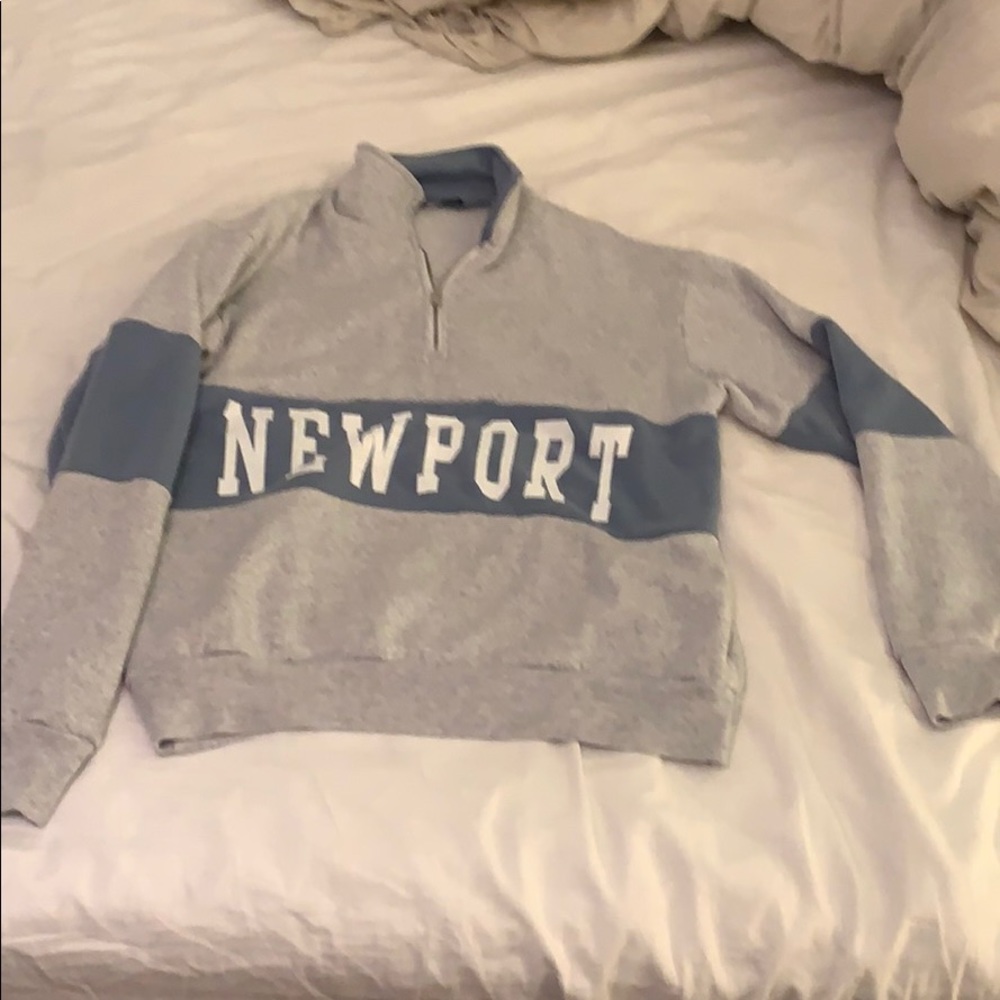 Super soft brandy melville quarter zip